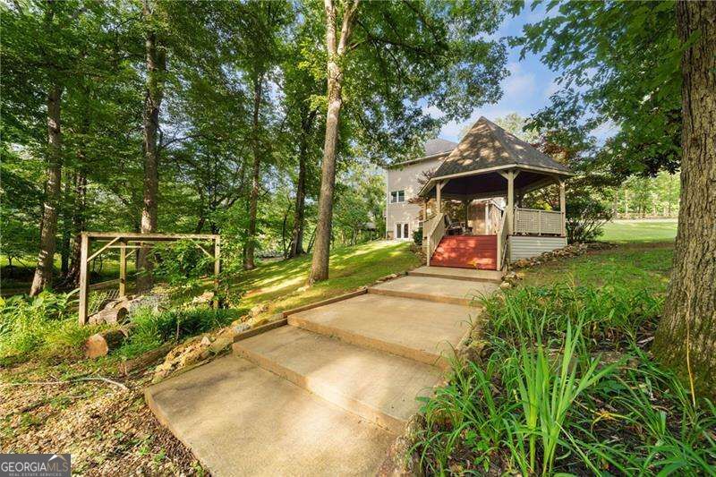 31 Fawn Lake Trail NE White GA 30184