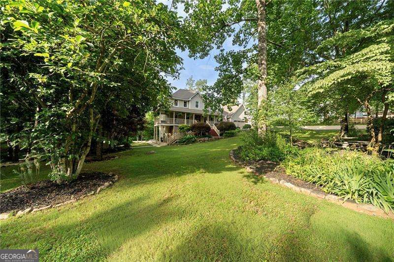 31 Fawn Lake Trail NE White GA 30184