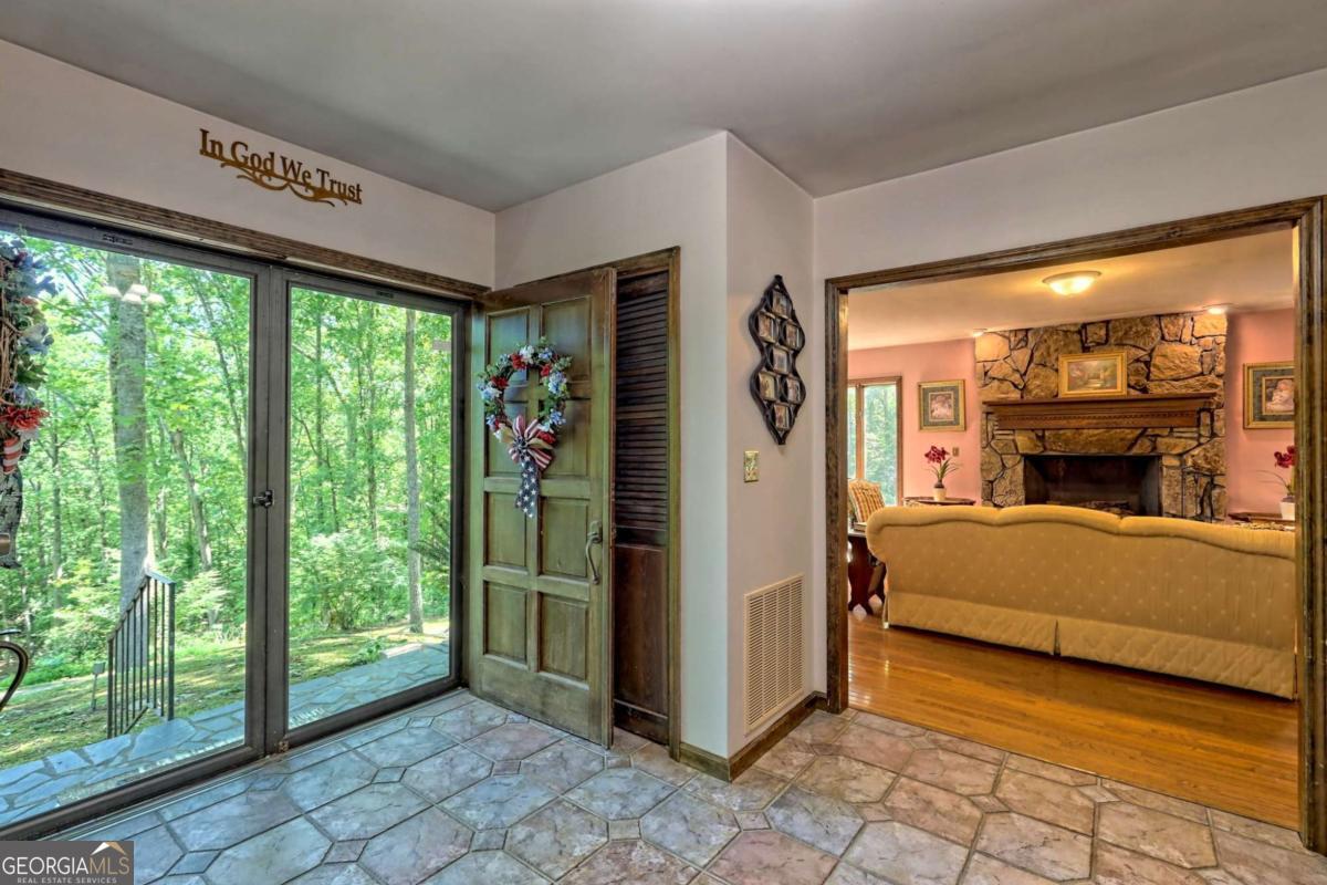 192 Brookwood Drive Blairsville GA 30512