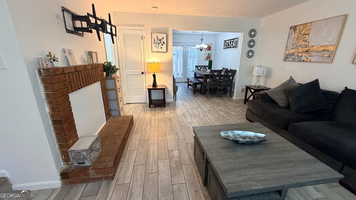 250 Mill Creek Place Roswell GA 30076