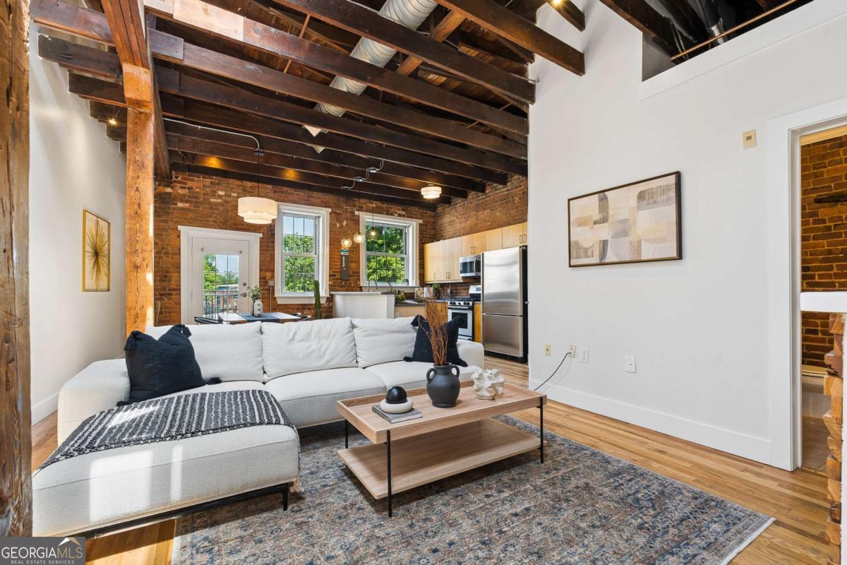 267 Peters Street SW Atlanta GA 30313