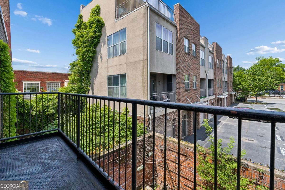267 Peters Street SW Atlanta GA 30313