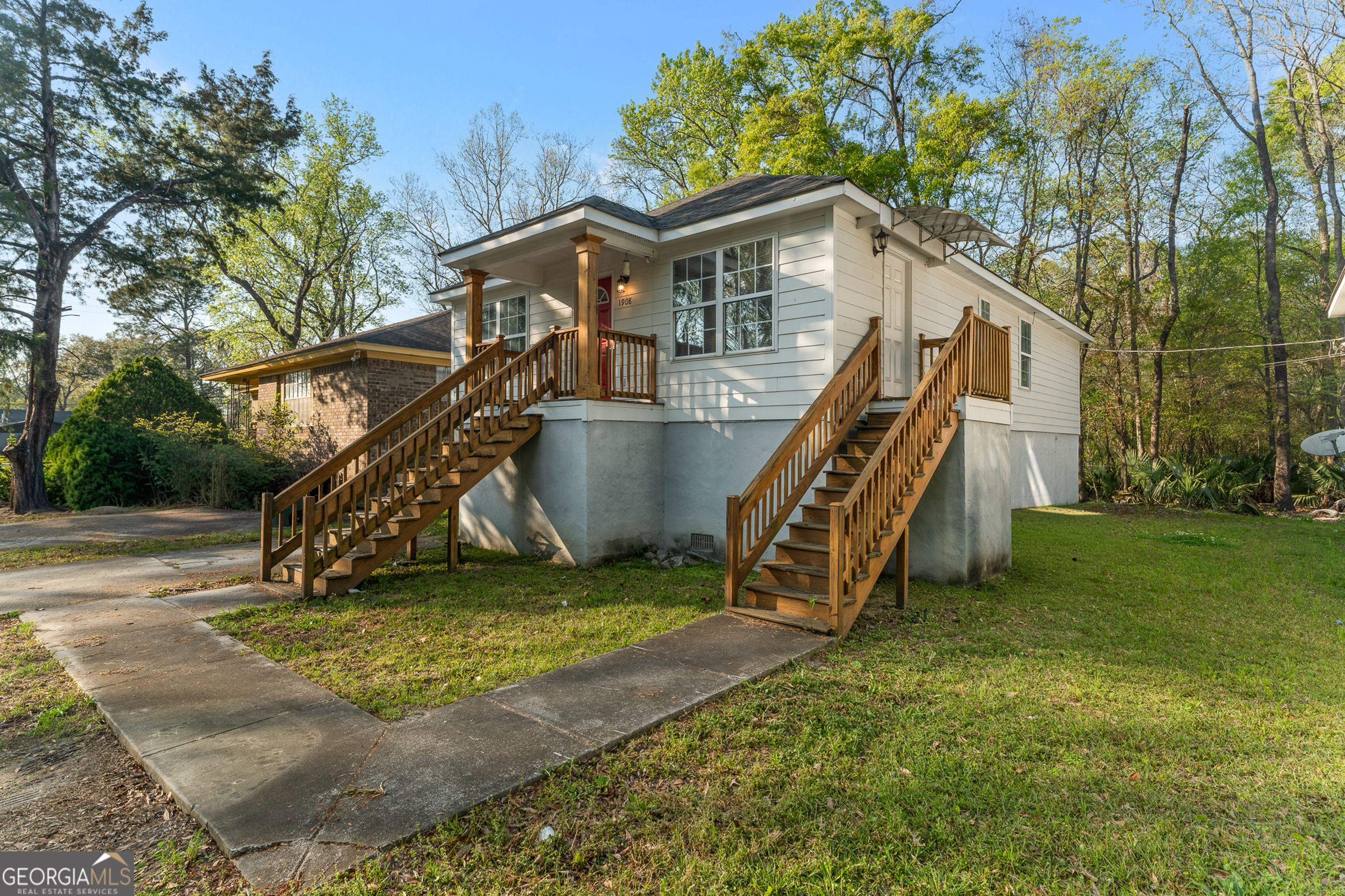 1908 Comet Avenue Savannah GA 31405