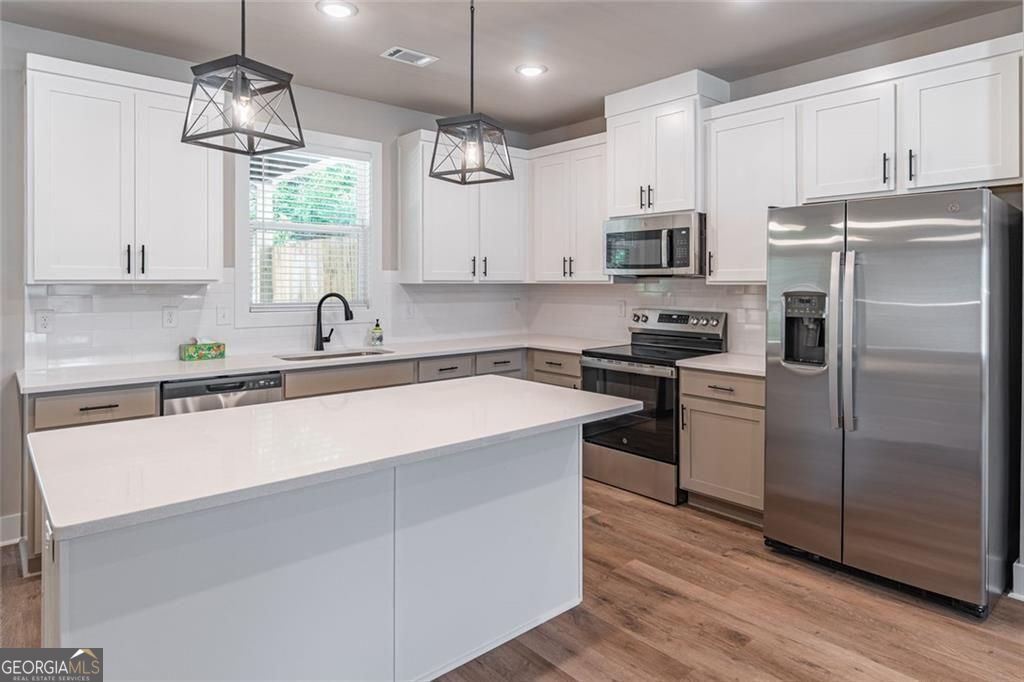 10 Rock Park Way Tucker GA 30084