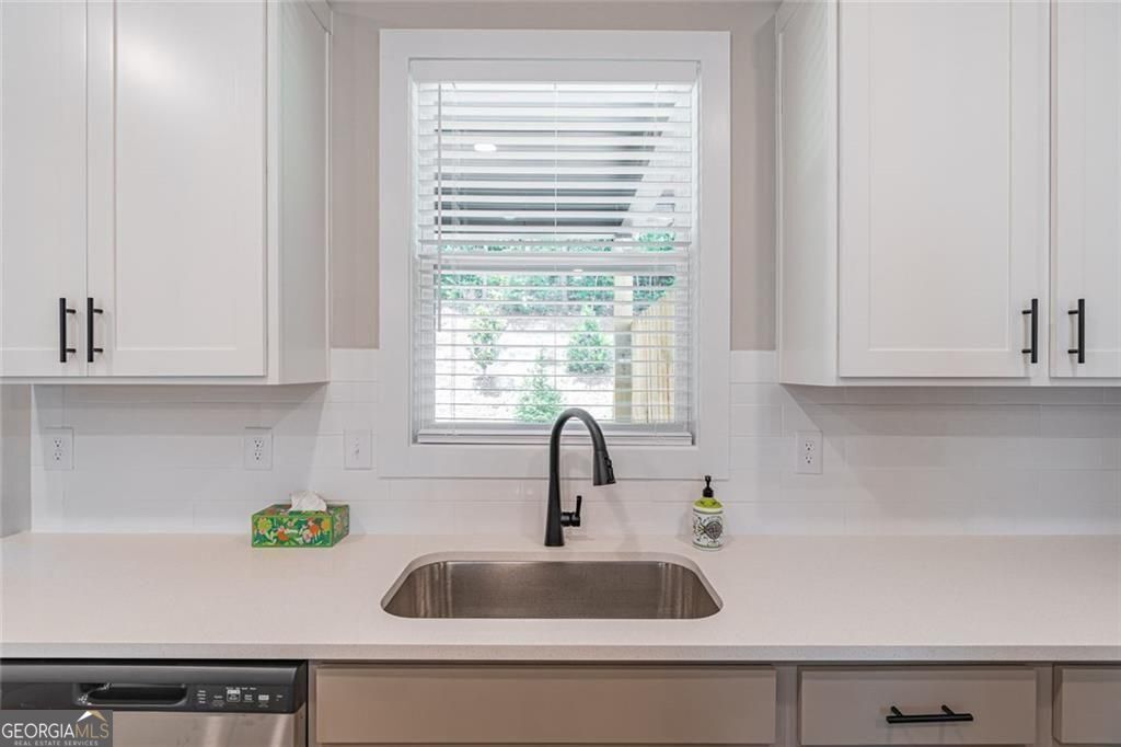 10 Rock Park Way Tucker GA 30084