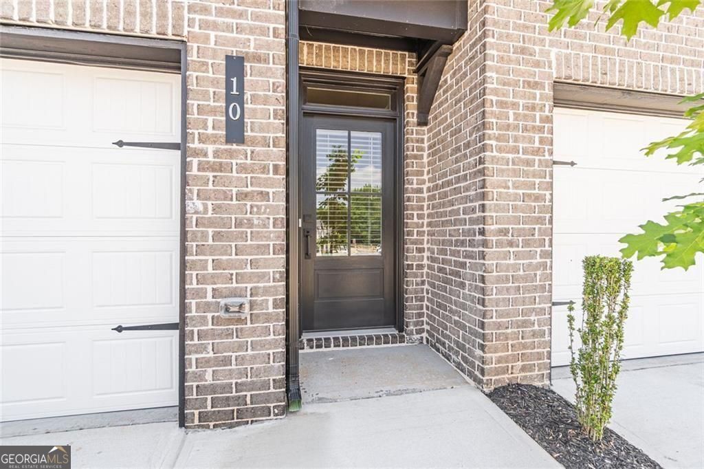 10 Rock Park Way Tucker GA 30084