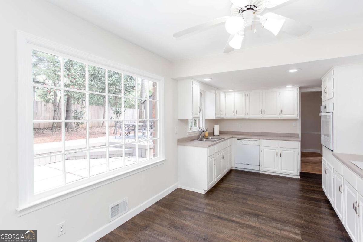 643 Grove Parkway SE Marietta GA 30067