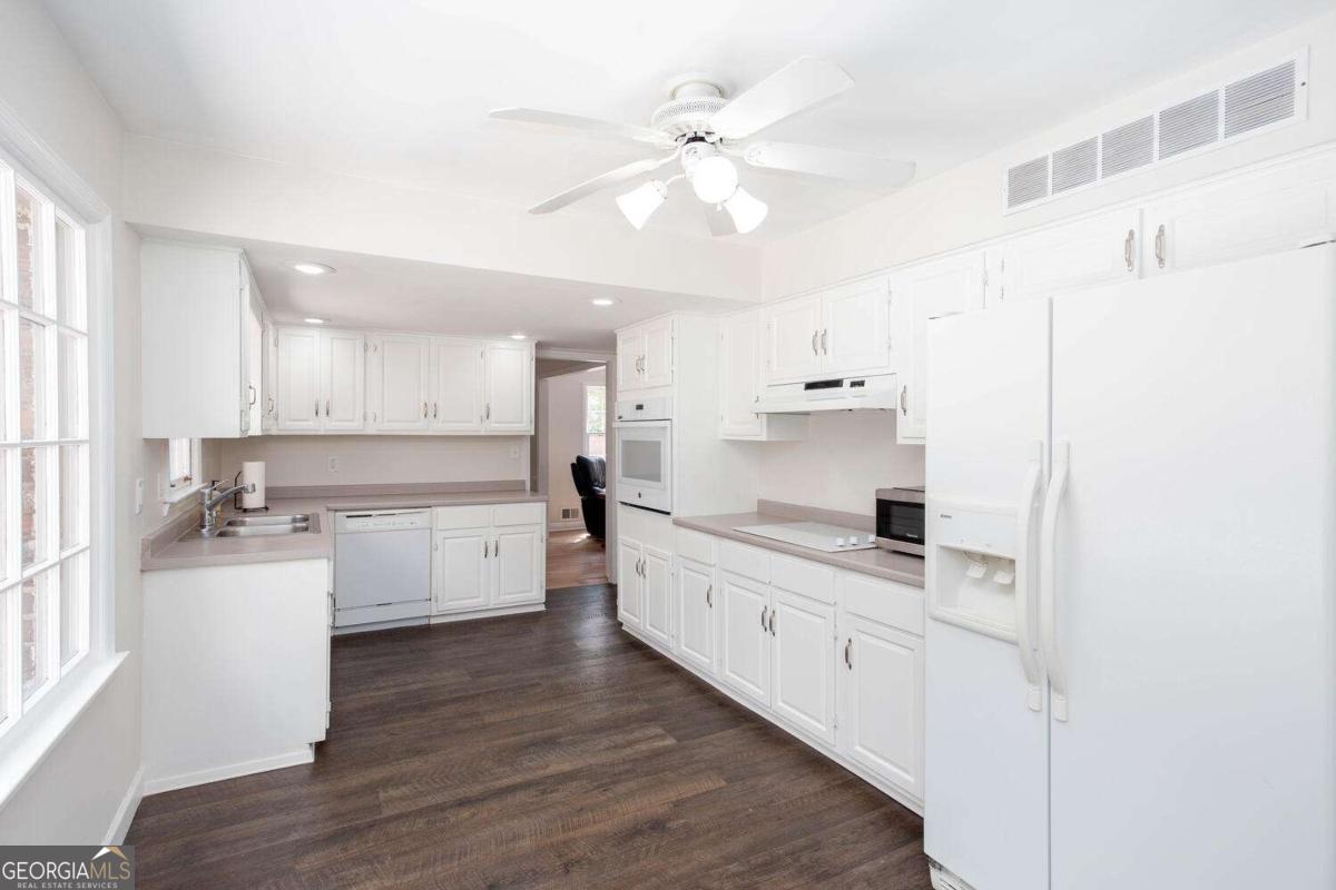 643 Grove Parkway SE Marietta GA 30067
