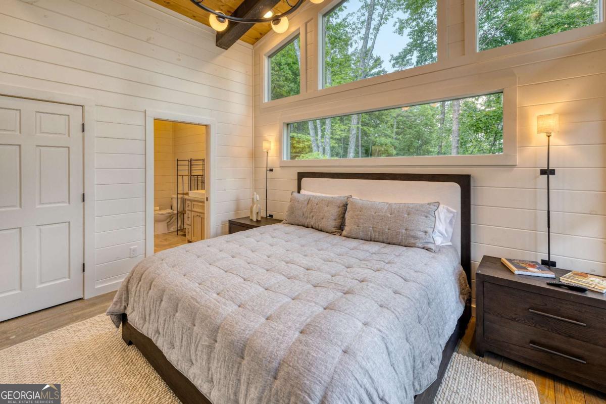 281 Raintree Bend Blue Ridge GA 30513