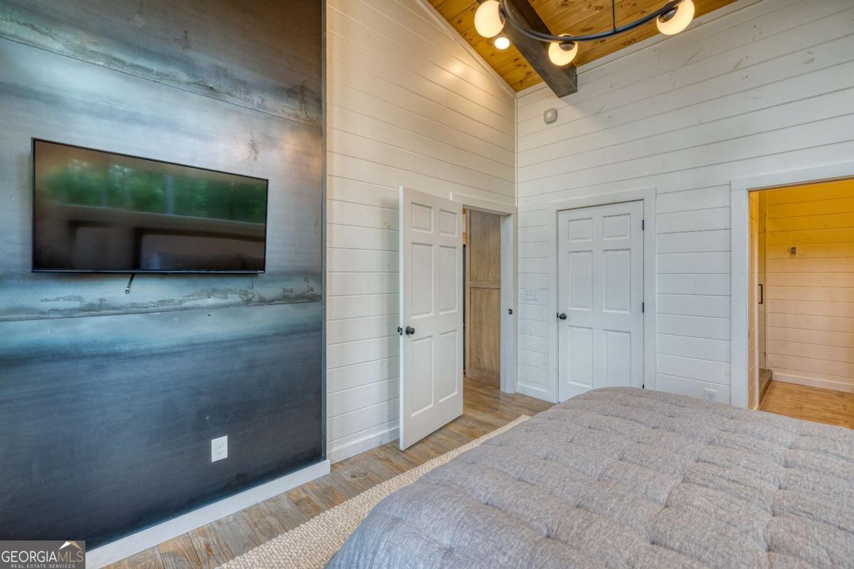 281 Raintree Bend Blue Ridge GA 30513