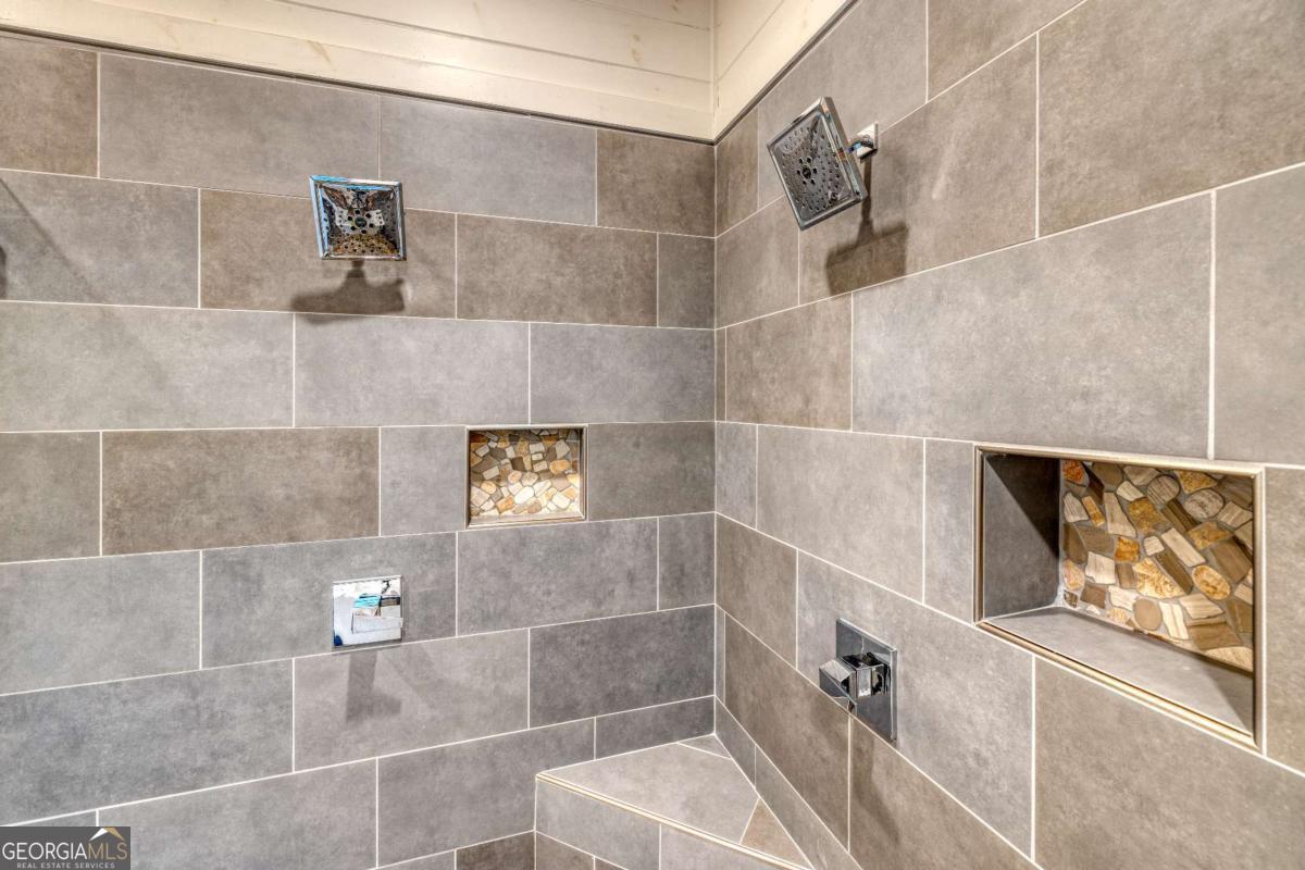 281 Raintree Bend Blue Ridge GA 30513