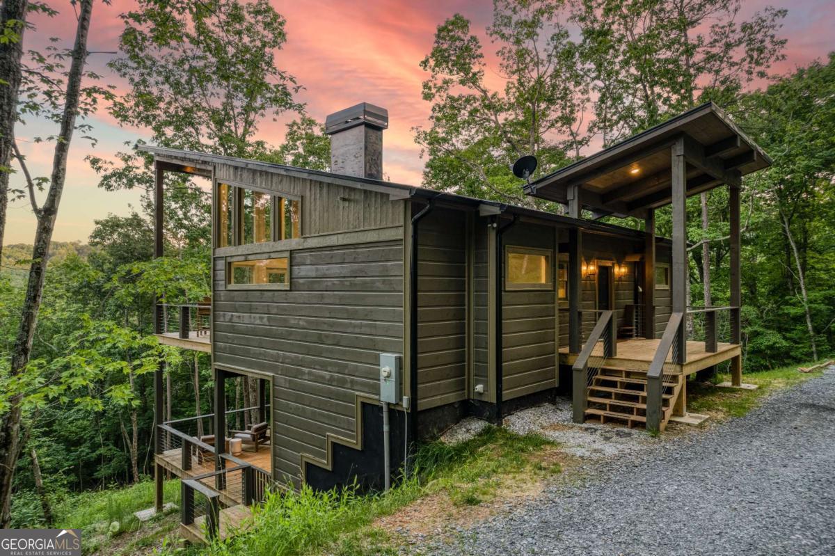 281 Raintree Bend Blue Ridge GA 30513