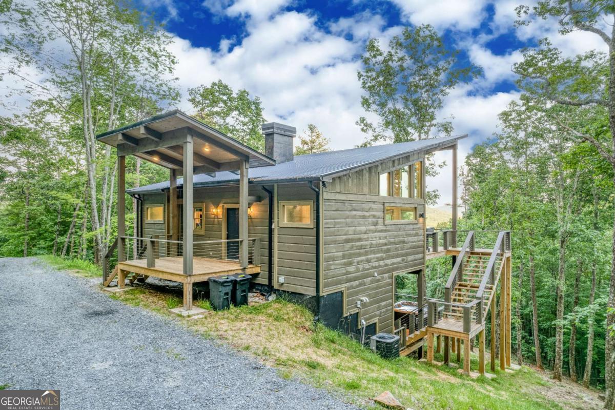281 Raintree Bend Blue Ridge GA 30513