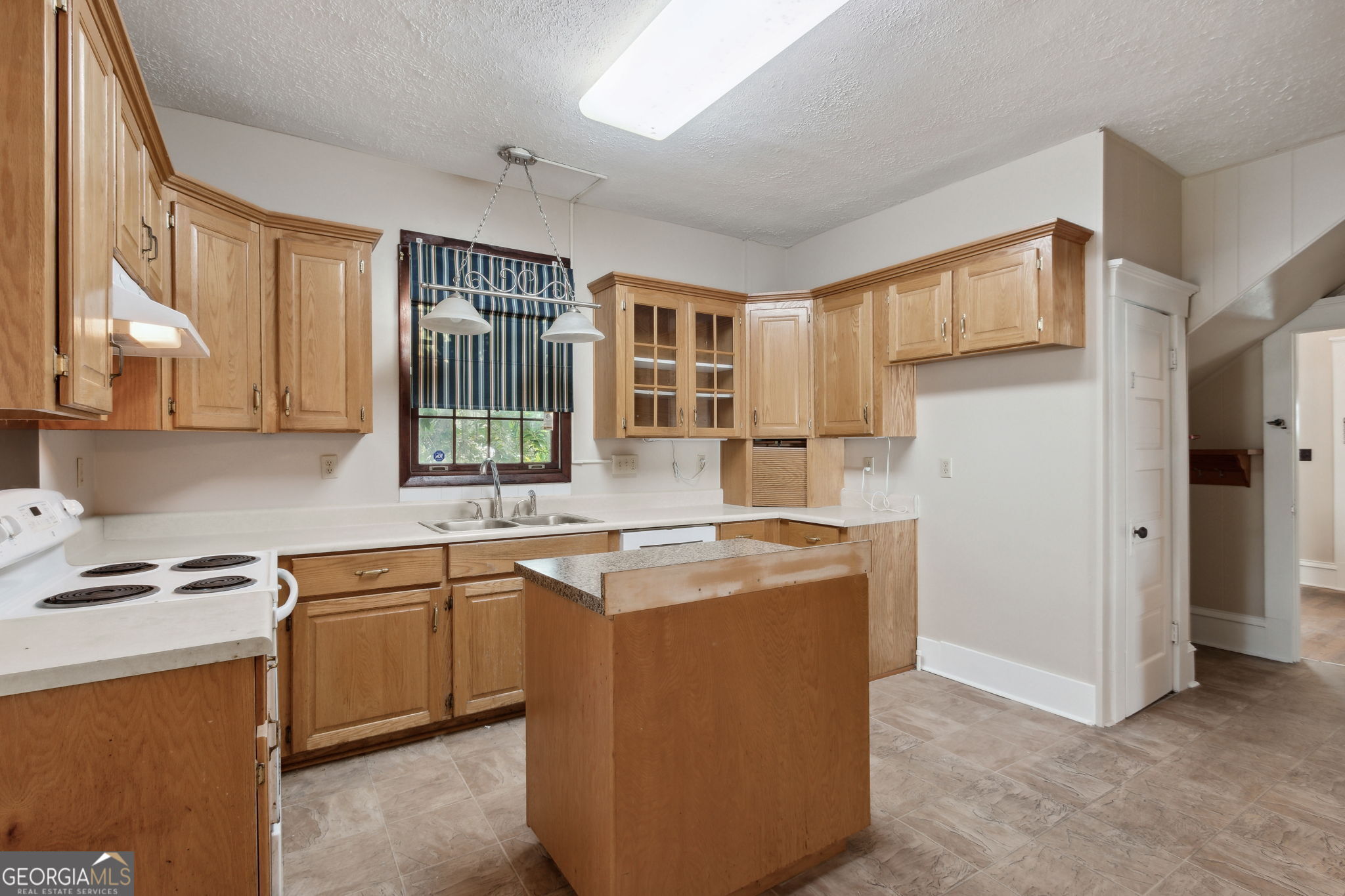 400 1st Street Folkston GA 31537