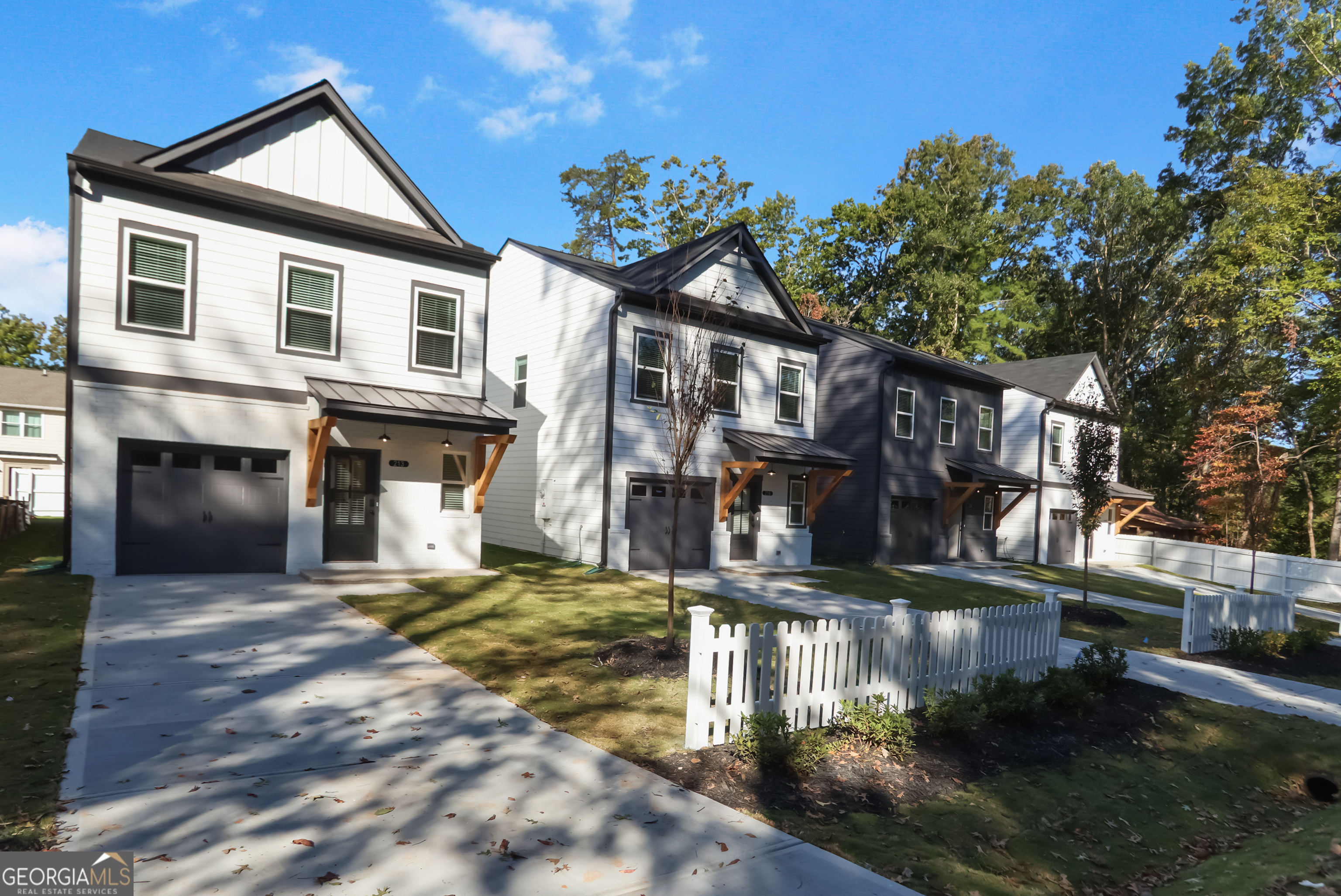 195 Jackson Heights Cleveland GA 30528