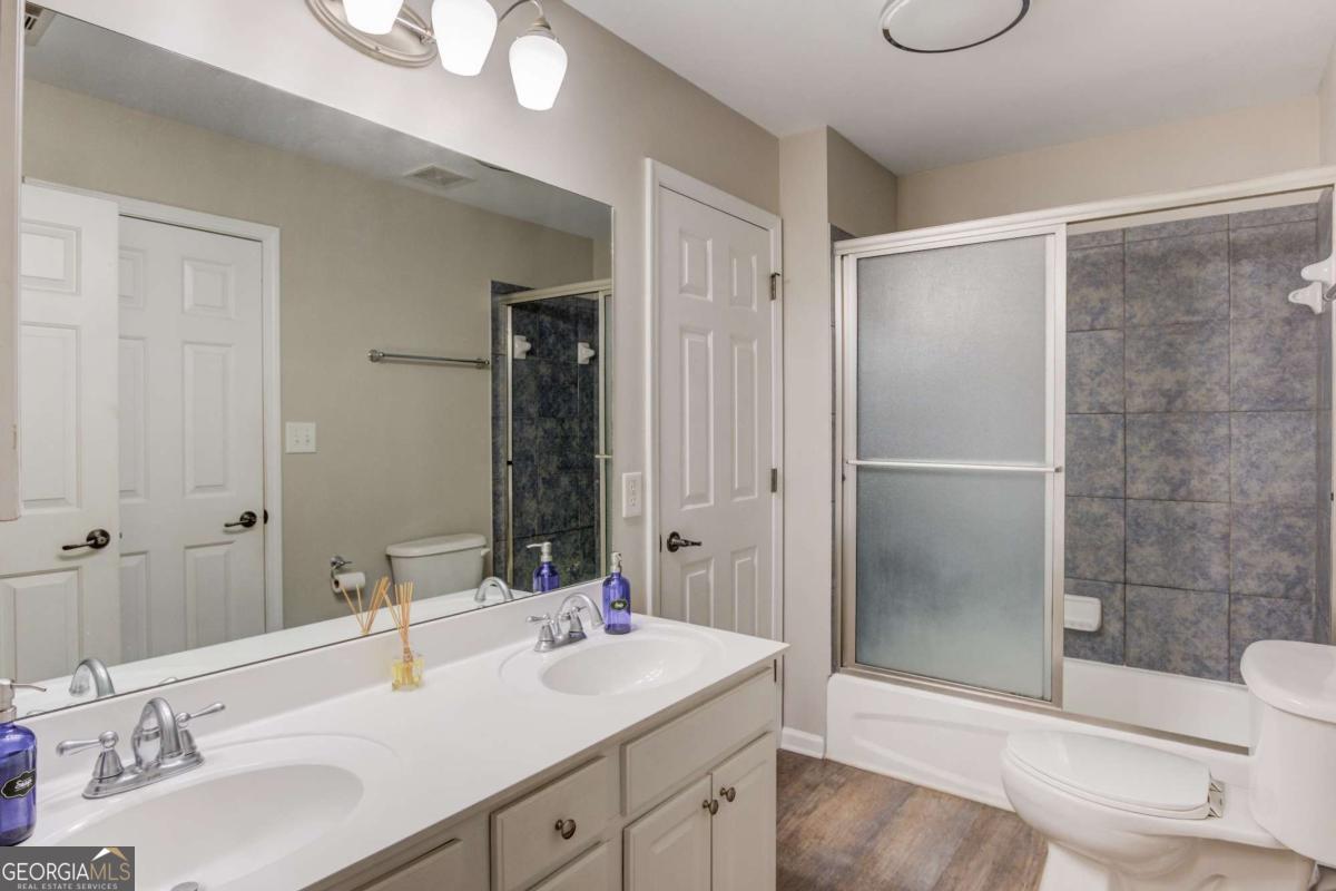 5043 Heartland Trail Hoschton GA 30548