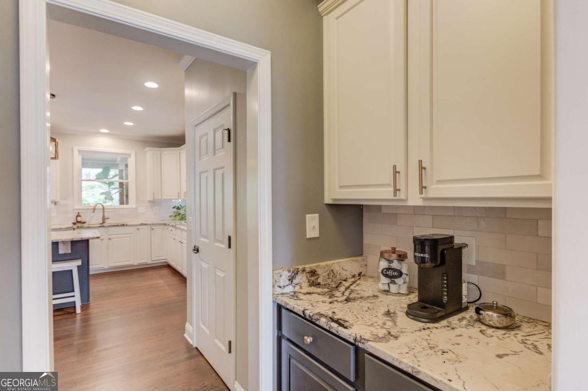 5043 Heartland Trail Hoschton GA 30548