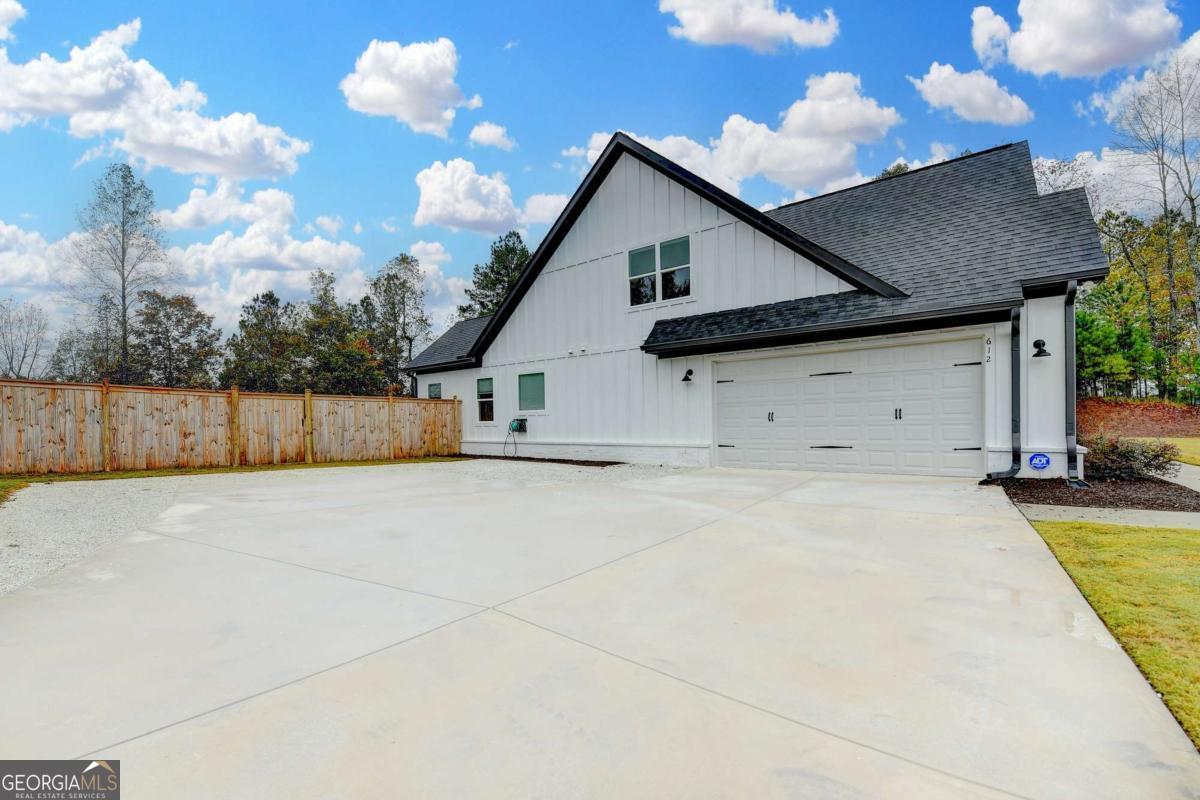 612 Walker Court Canton GA 30115