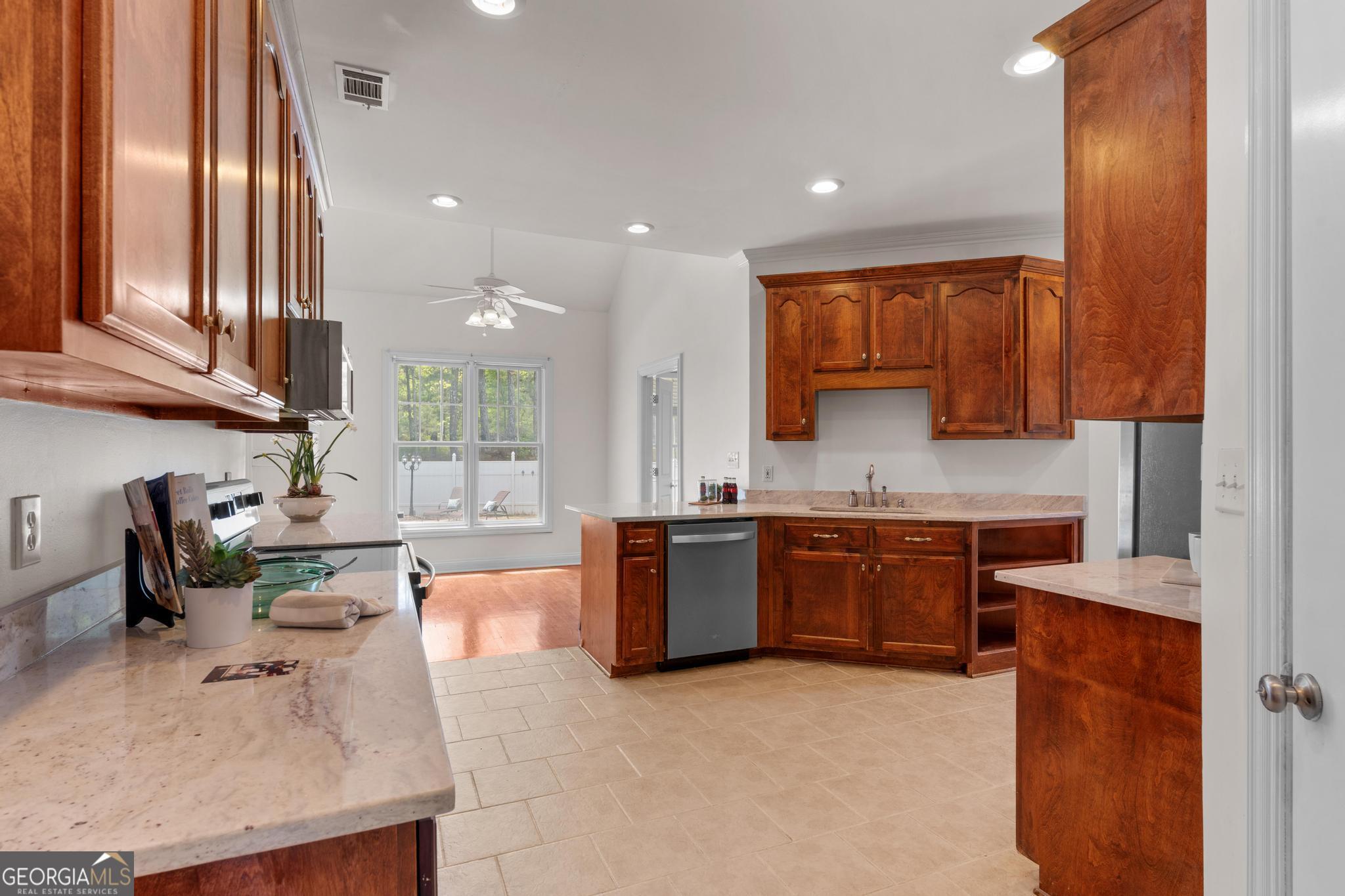 155 Rocky Way Williamson GA 30292