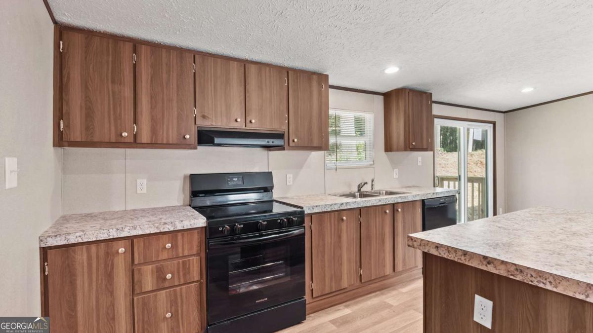 731 Amber Lane Ellijay GA 30540