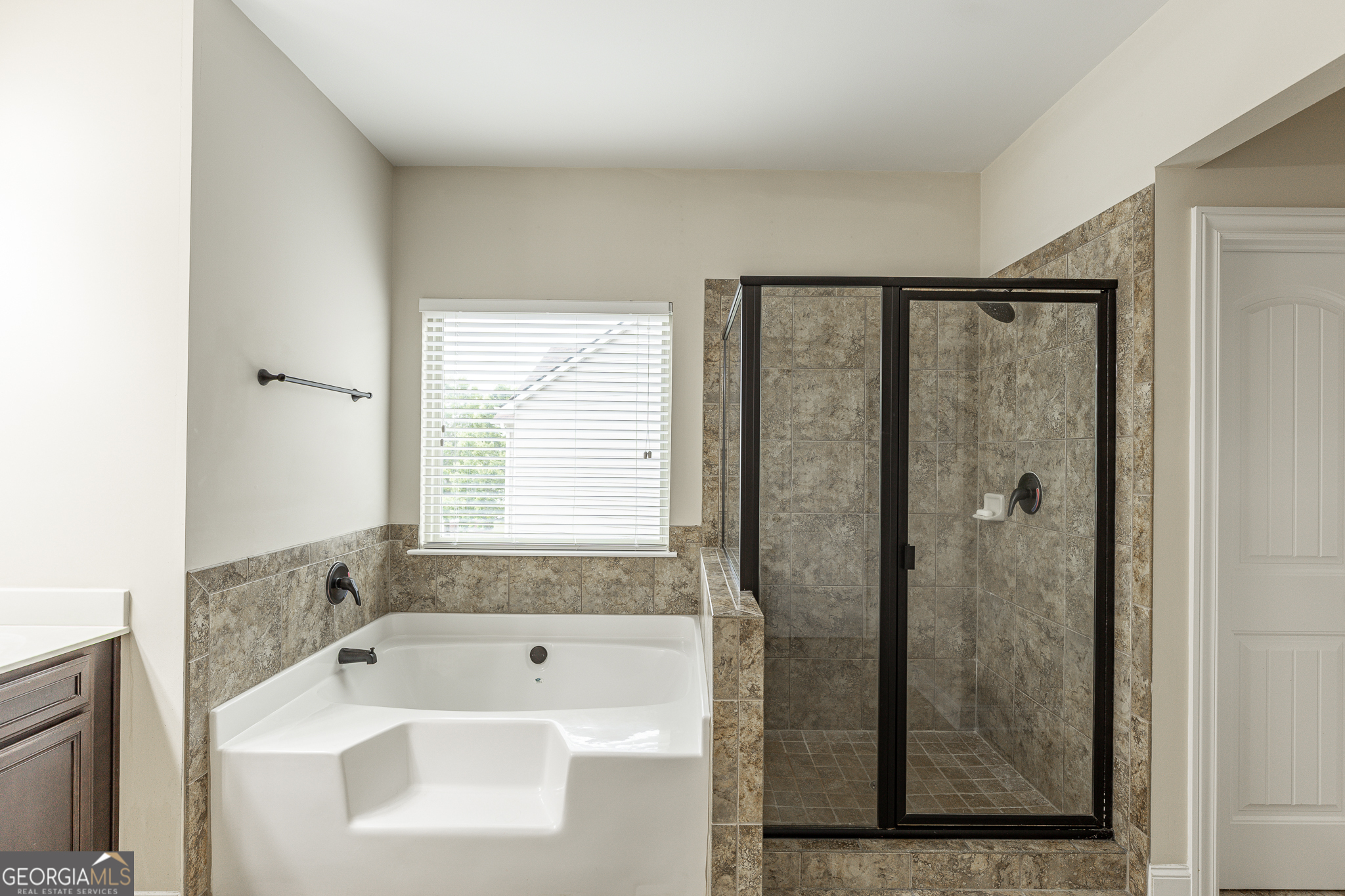 1660 Brushfoot Trail Suwanee GA 30024