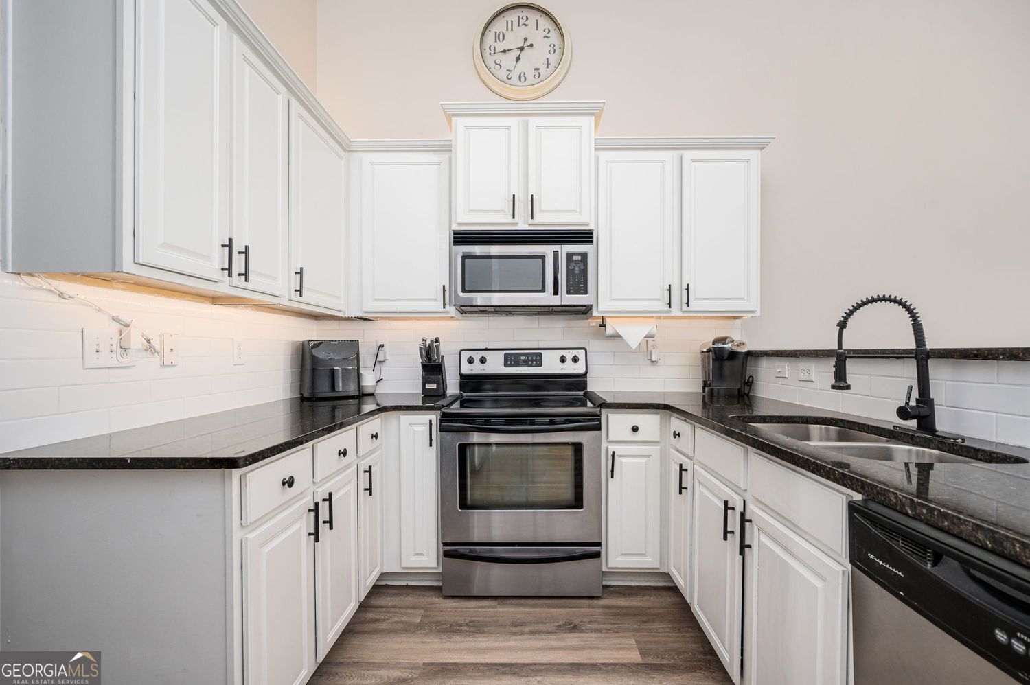 1761 Liberty Parkway NW Atlanta GA 30318