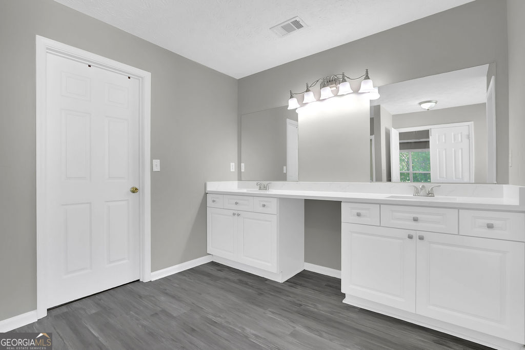1403 Elderberry Run Cove Lawrenceville GA 30043