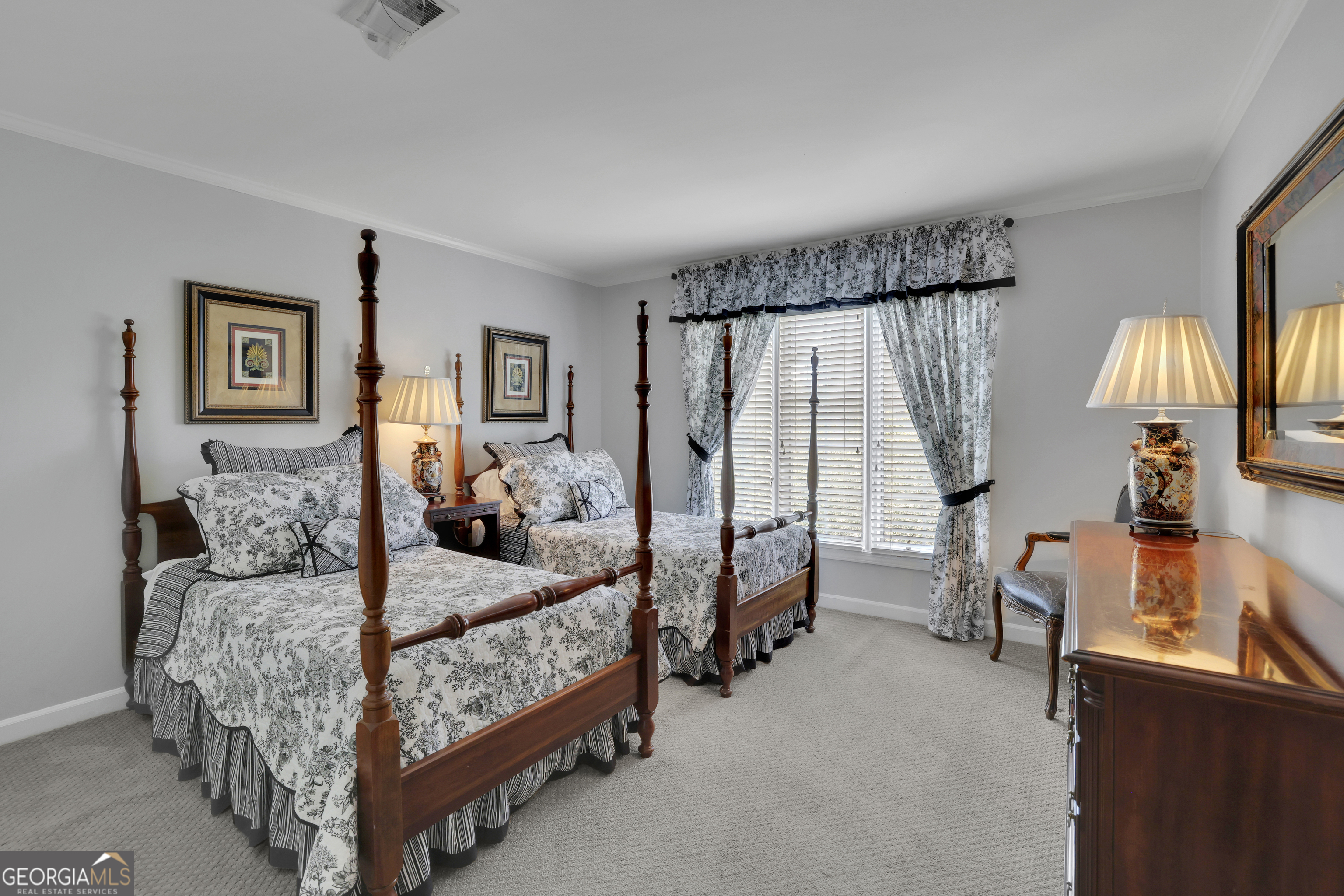 2 Paces West Terrace NW Atlanta GA 30327