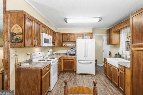 162 Hiawassee River Road Brasstown NC 28902