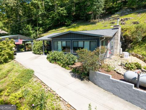 162 Hiawassee River Road Brasstown NC 28902