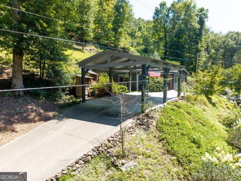 162 Hiawassee River Road Brasstown NC 28902