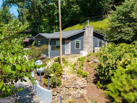 162 Hiawassee River Road Brasstown NC 28902