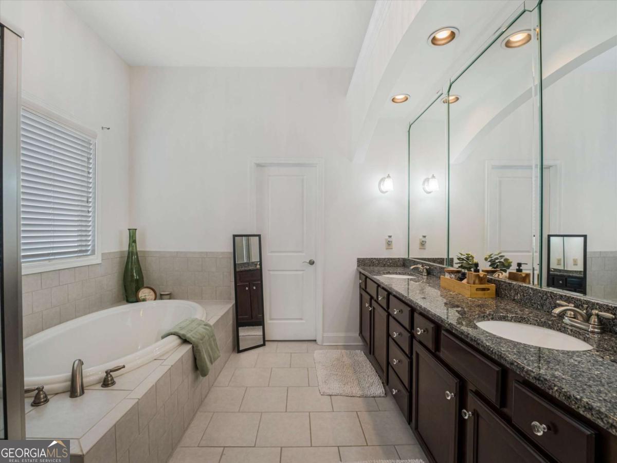 2297 Roberts View Trail Buford GA 30519