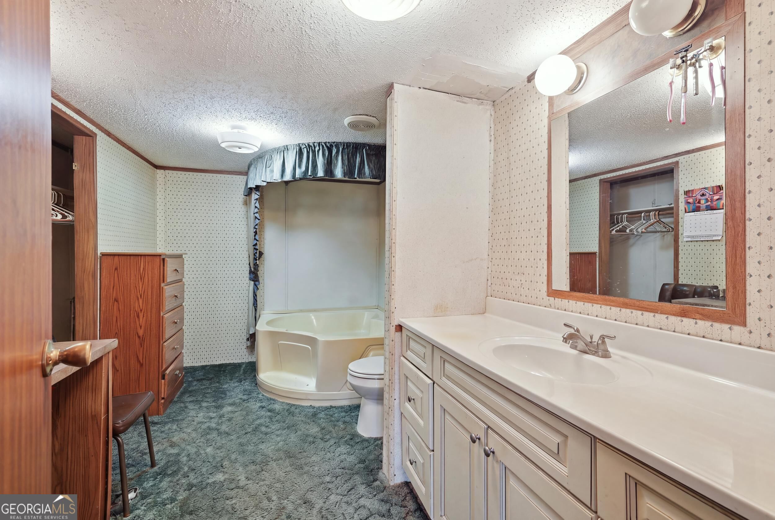217 Combs Avenue Martin GA 30557