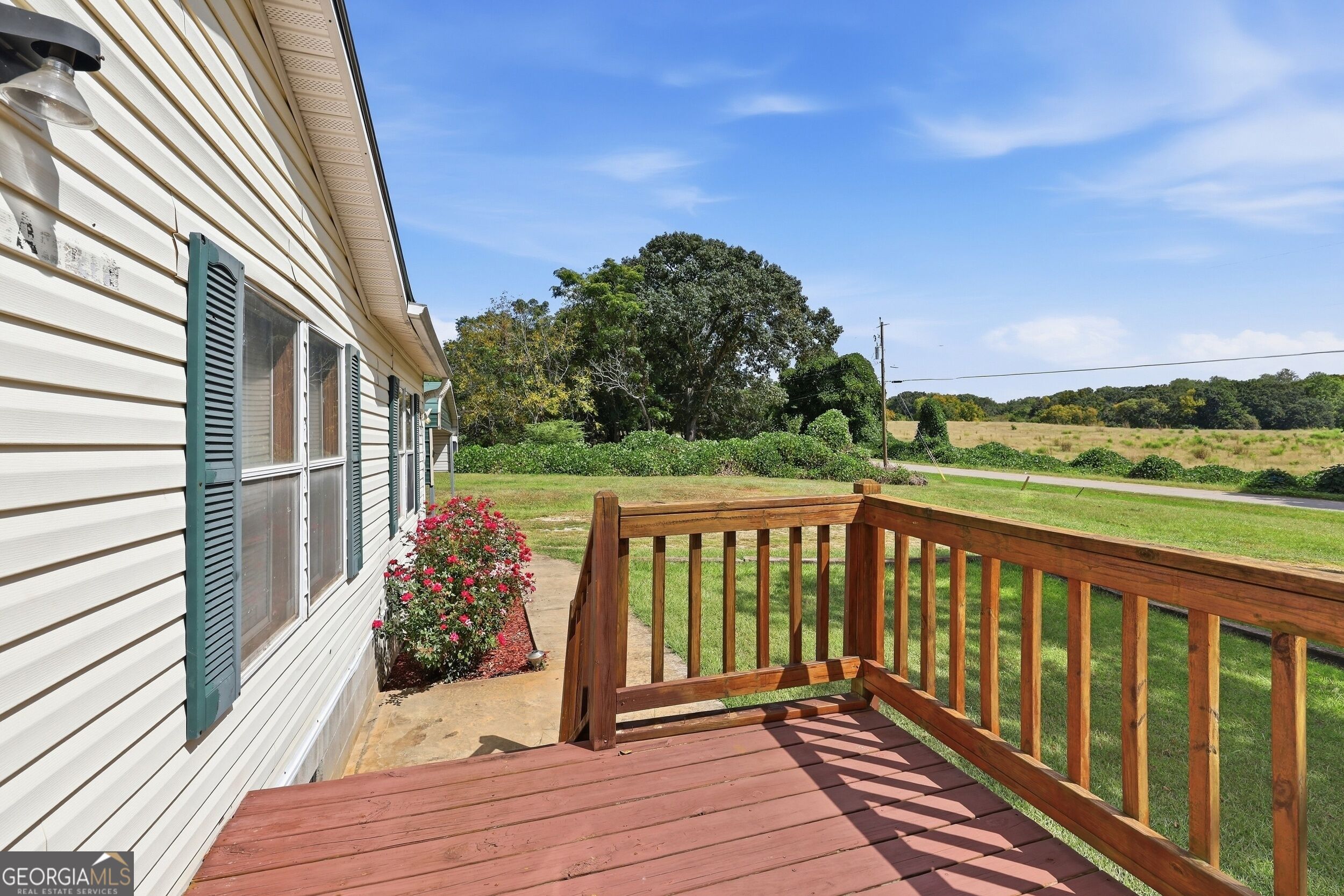 217 Combs Avenue Martin GA 30557