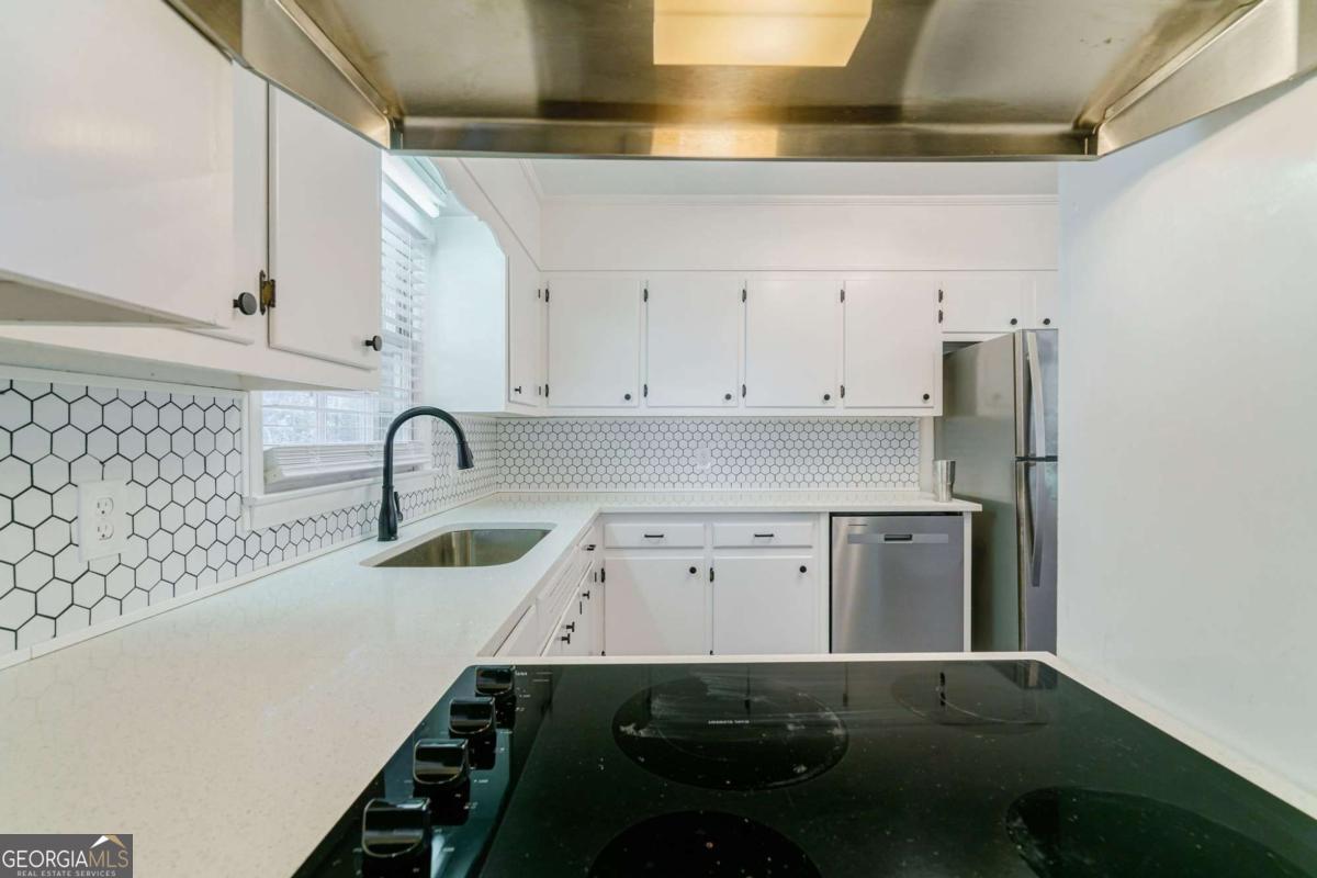 8100 Hog Mountain Road Statham GA 30666