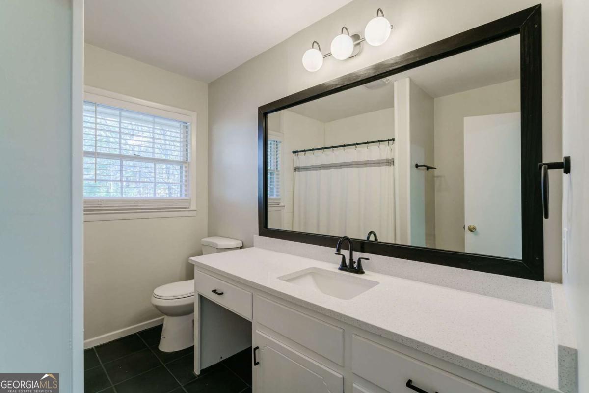 8100 Hog Mountain Road Statham GA 30666