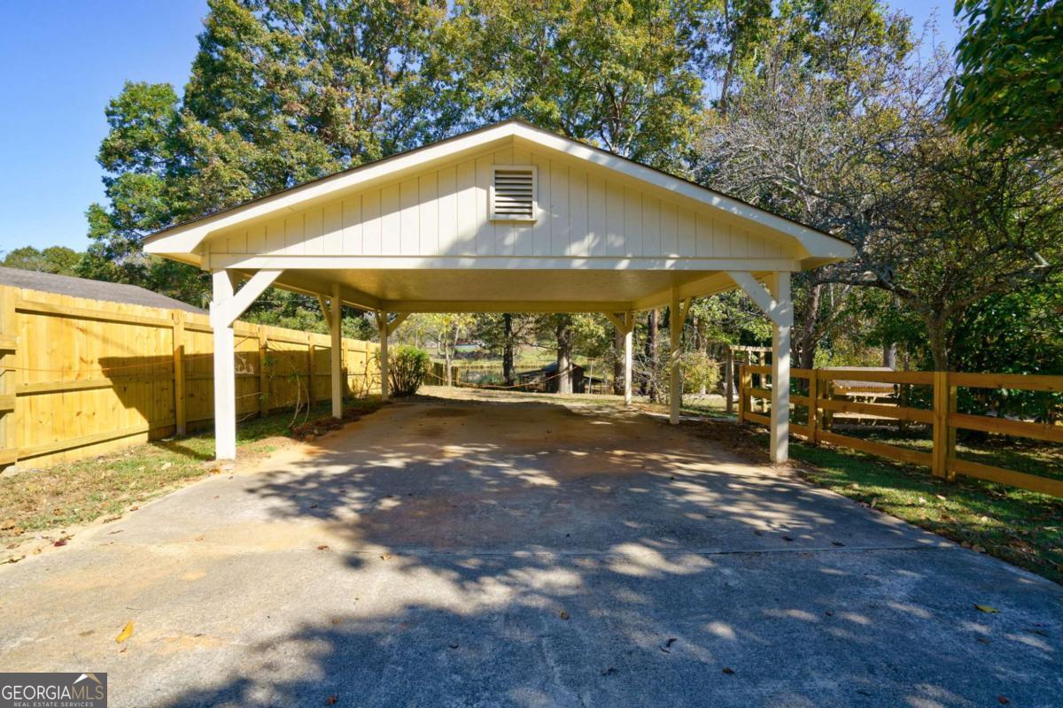 8100 Hog Mountain Road Statham GA 30666