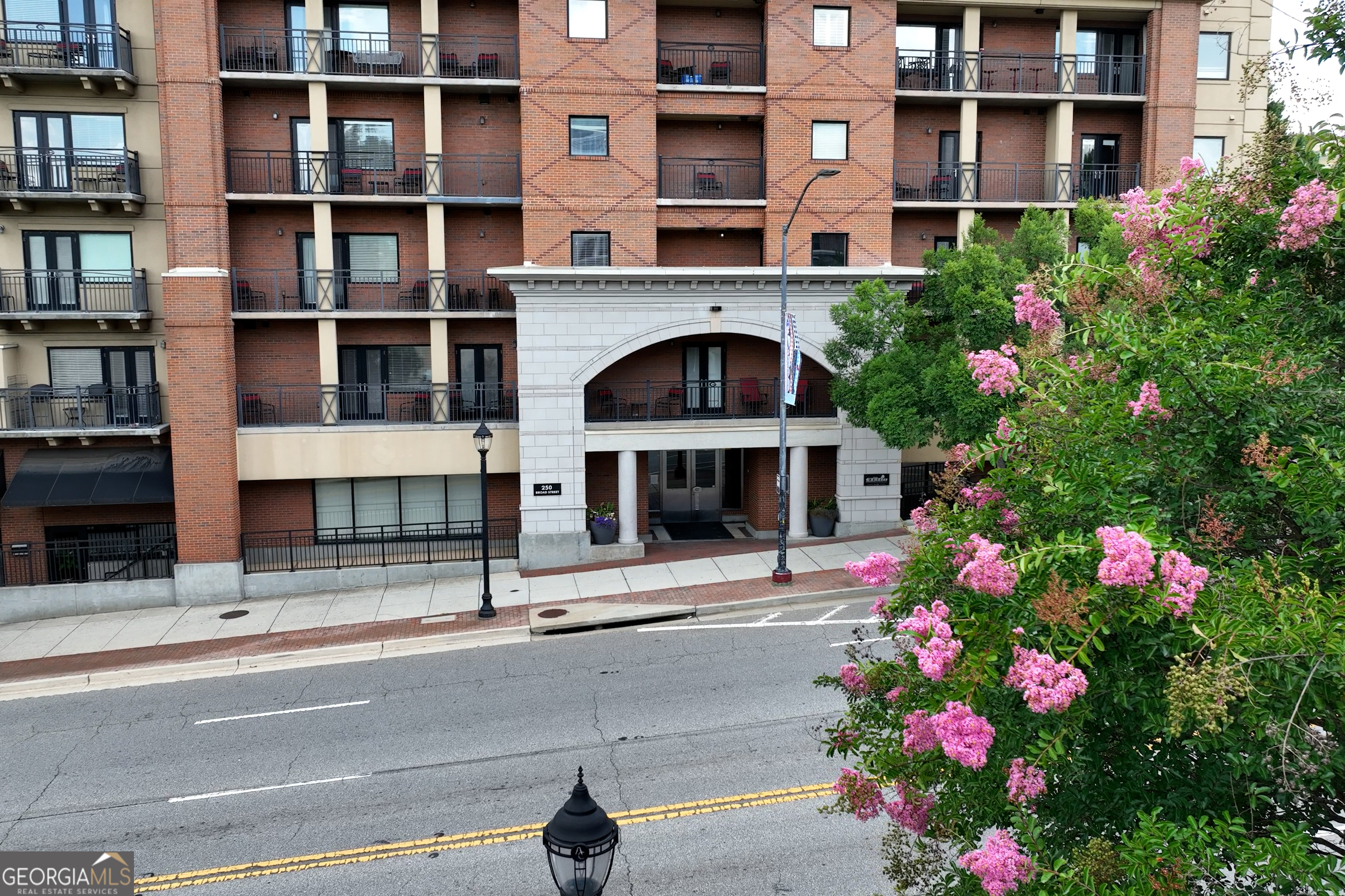 250 W Broad Street Athens GA 30601