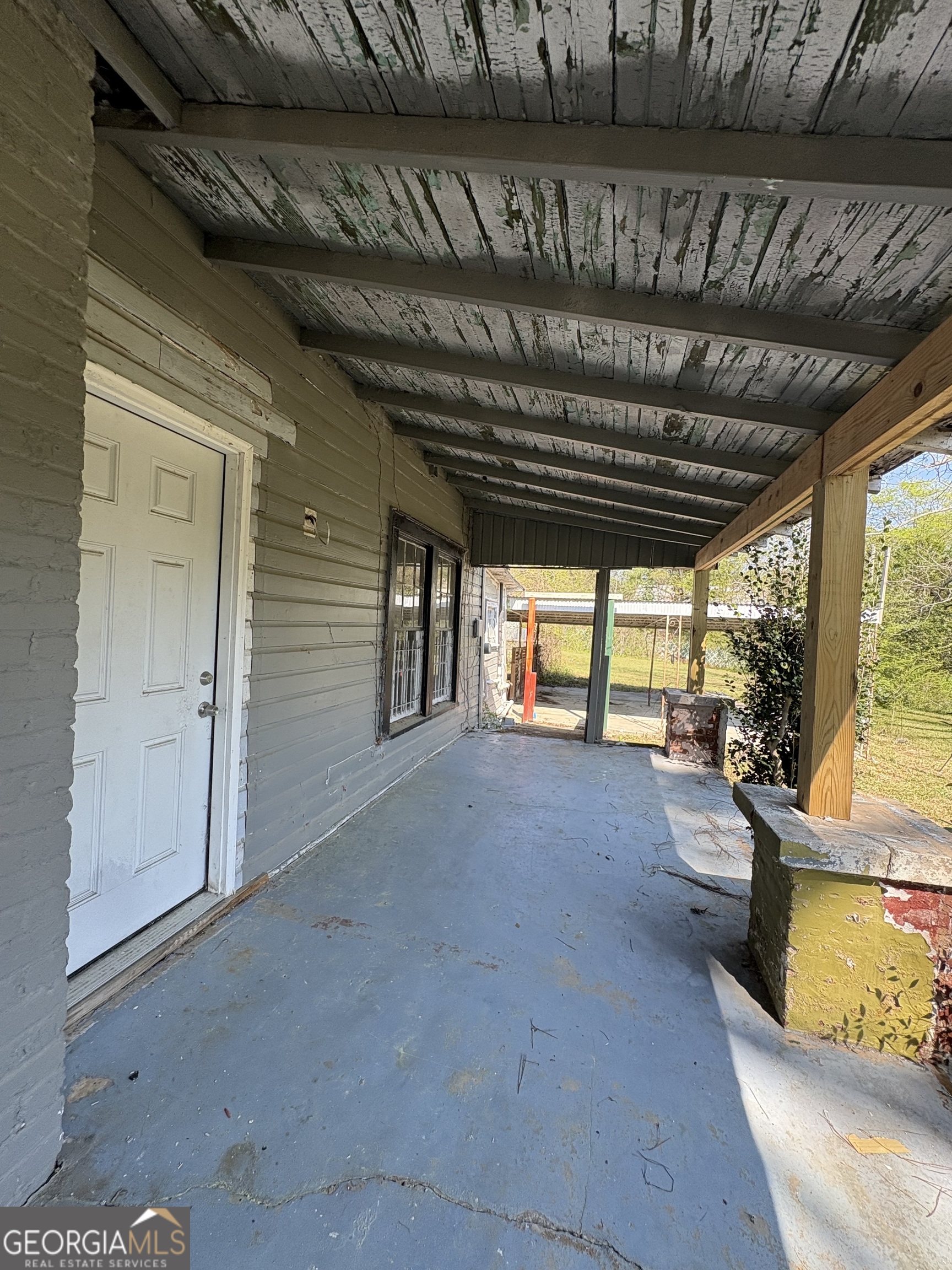 2585 New Clinton Road Macon GA 31211