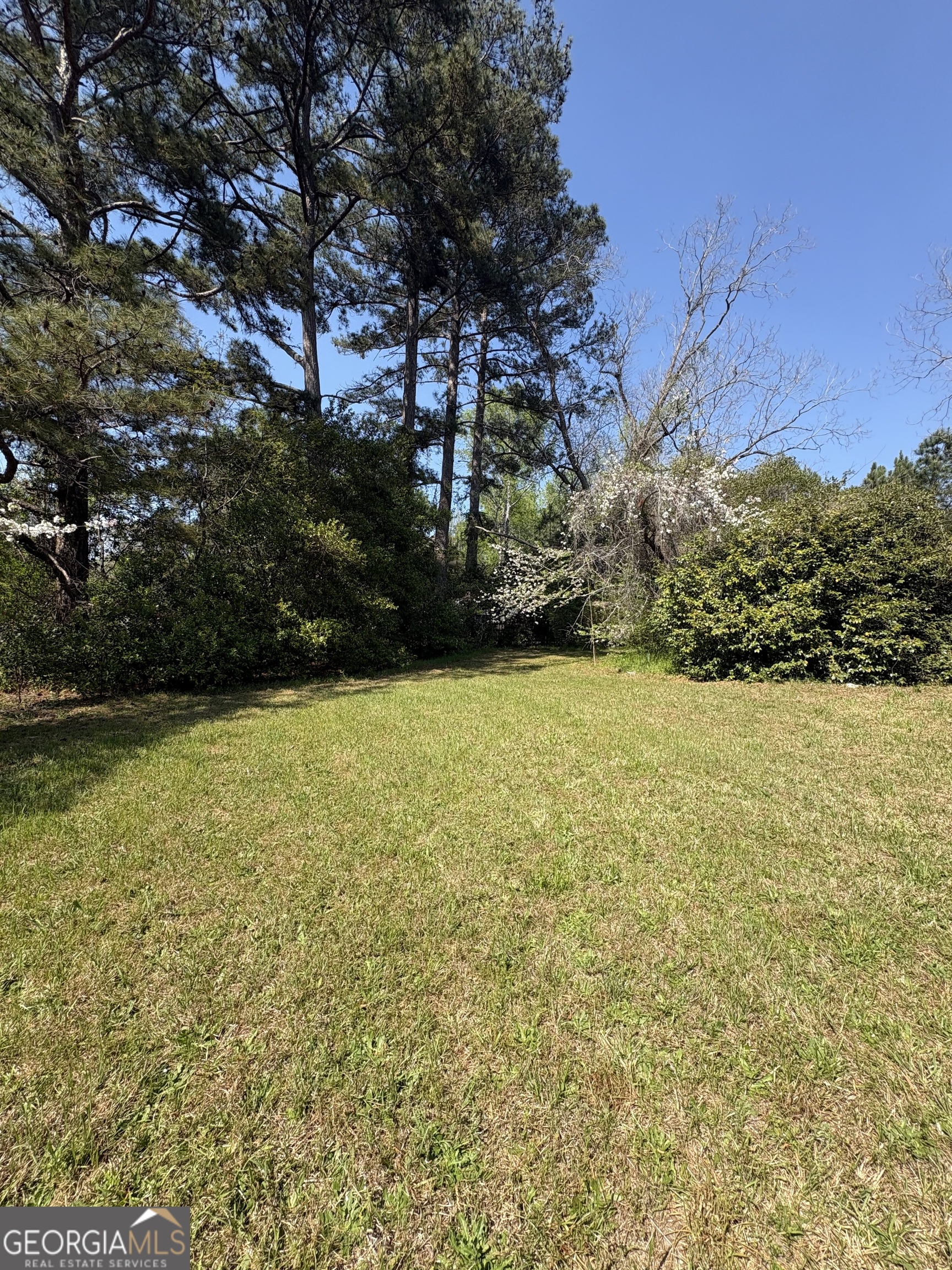 2585 New Clinton Road Macon GA 31211