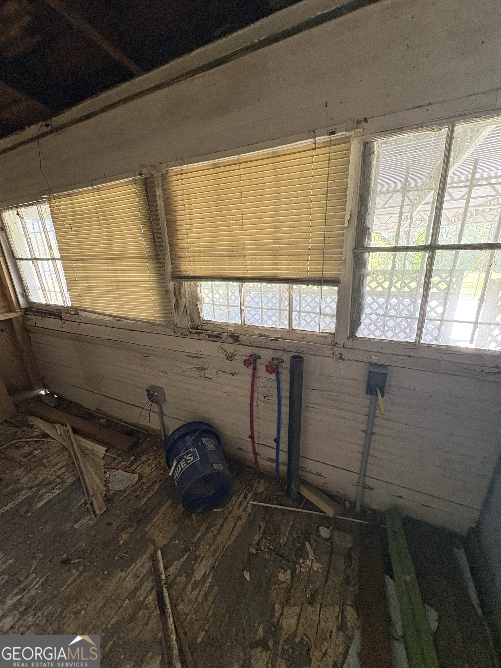 2585 New Clinton Road Macon GA 31211