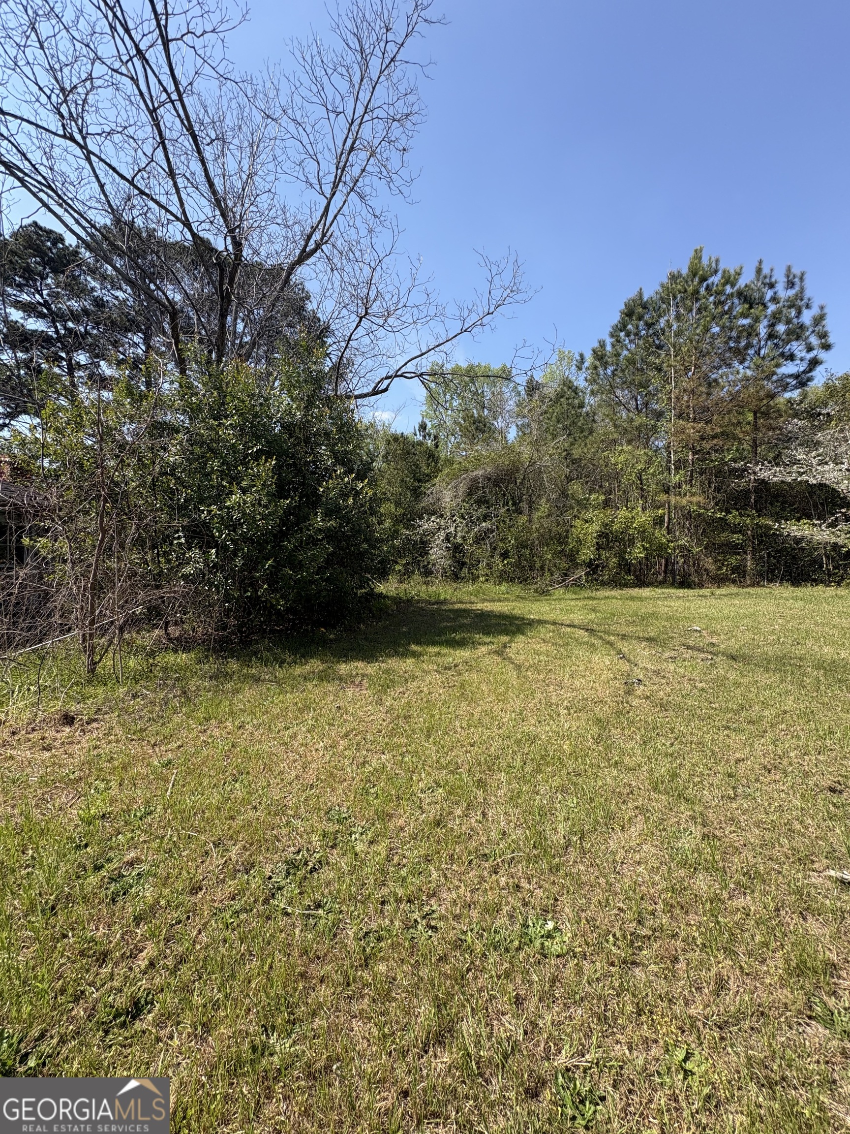 2585 New Clinton Road Macon GA 31211