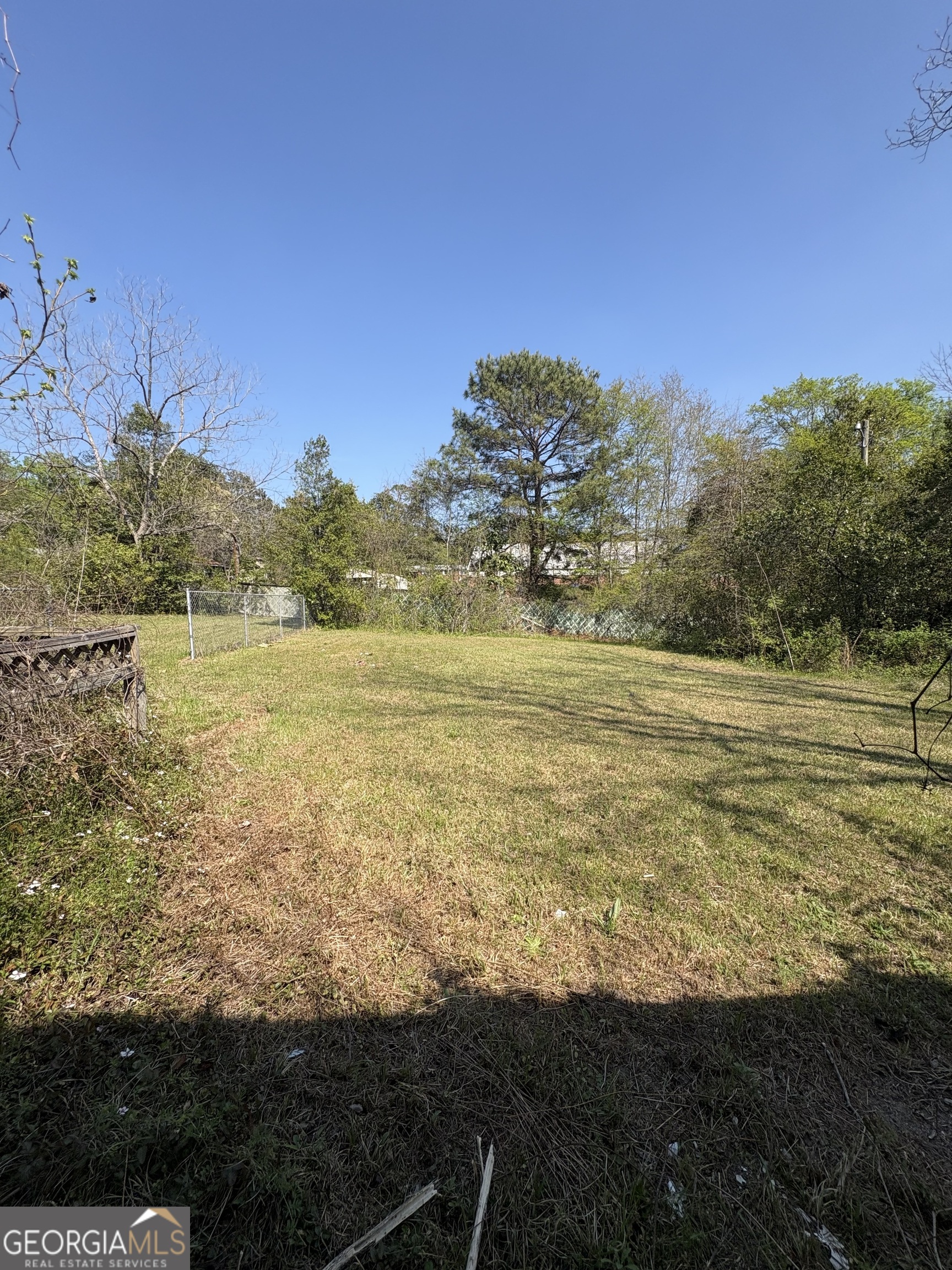 2585 New Clinton Road Macon GA 31211
