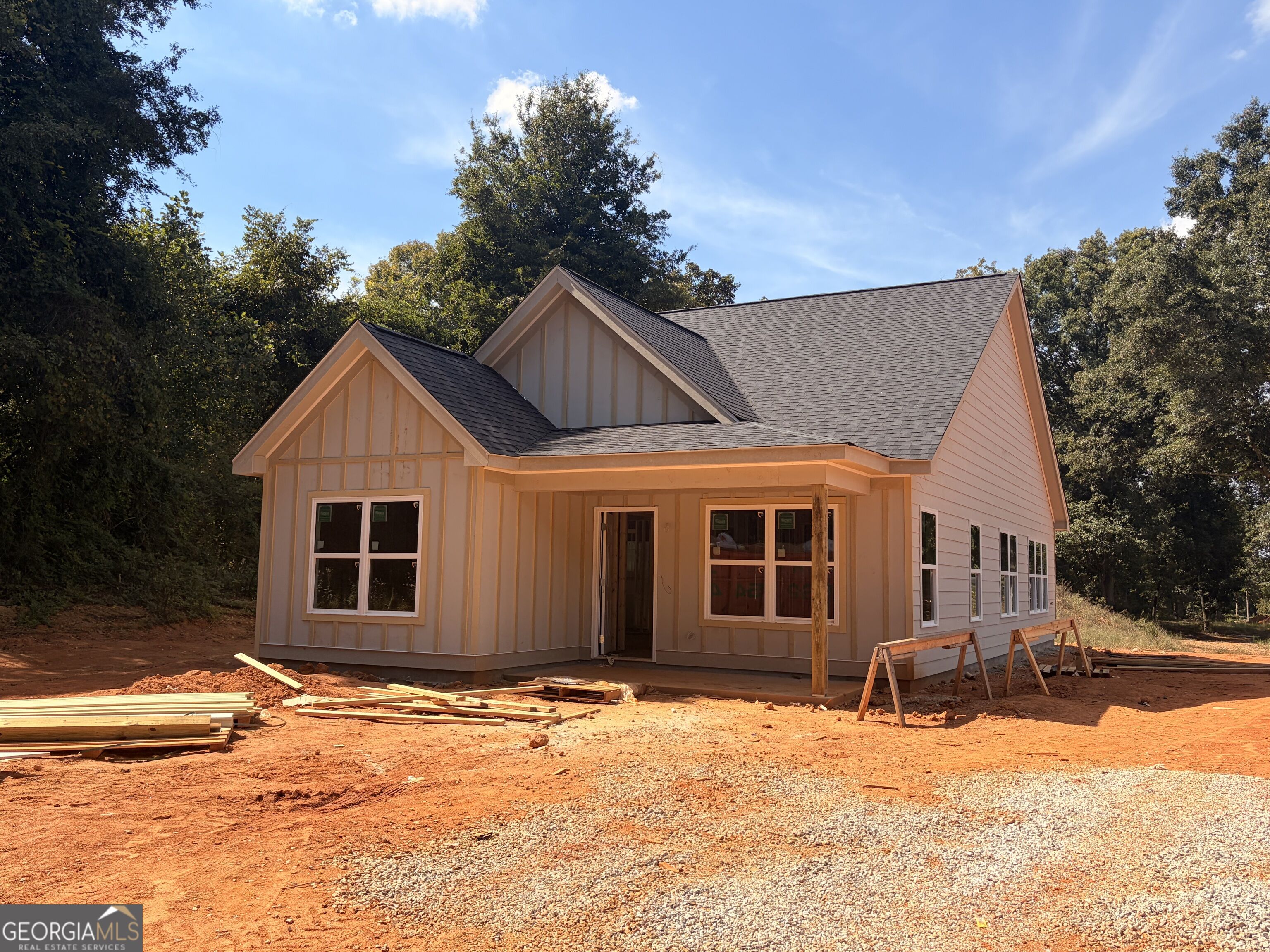 1806 W Main Street Bowersville GA 30516