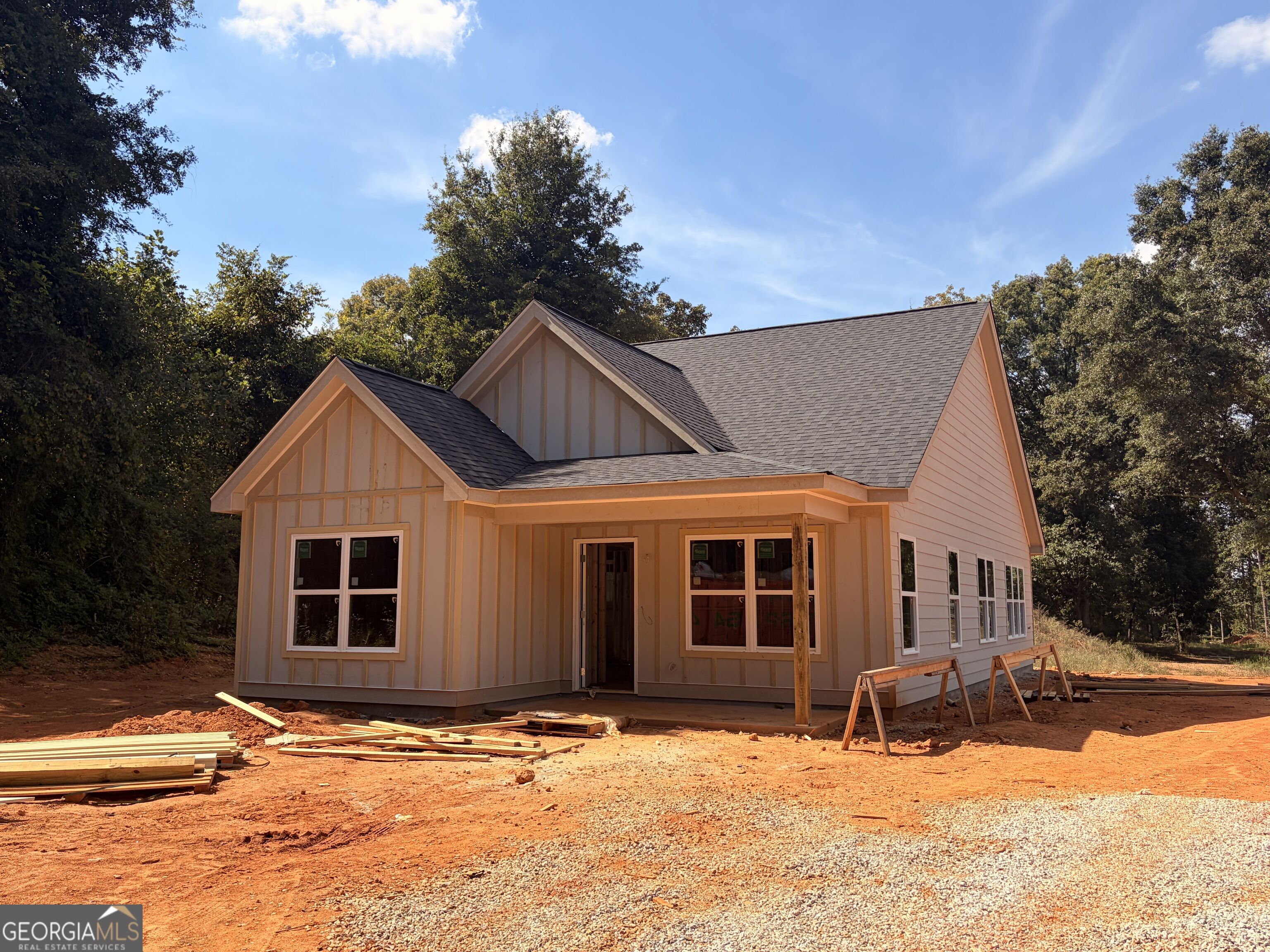 1806 W Main Street Bowersville GA 30516