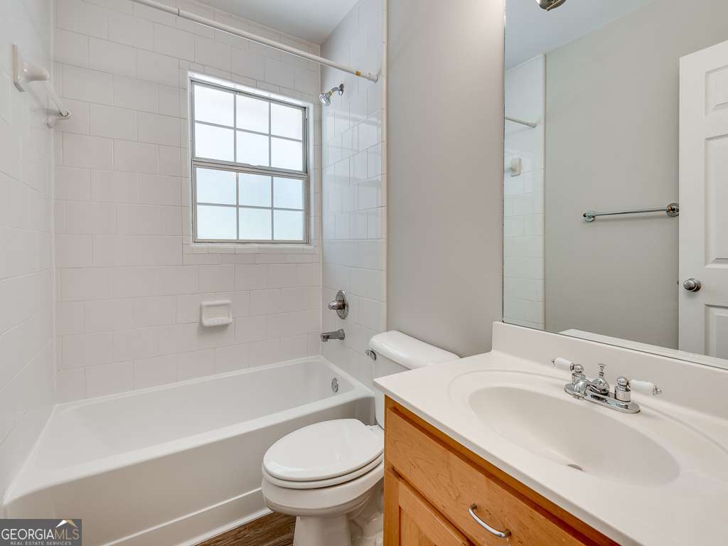 2232 Dunseath Avenue NW Atlanta GA 30318