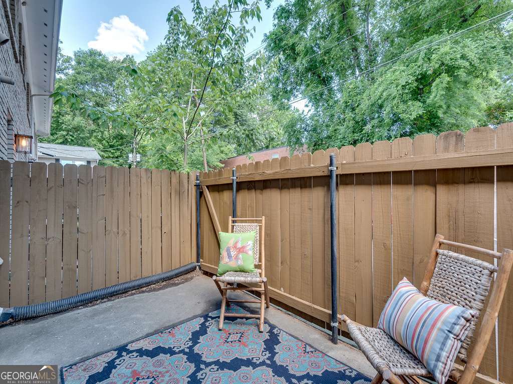 2232 Dunseath Avenue NW Atlanta GA 30318