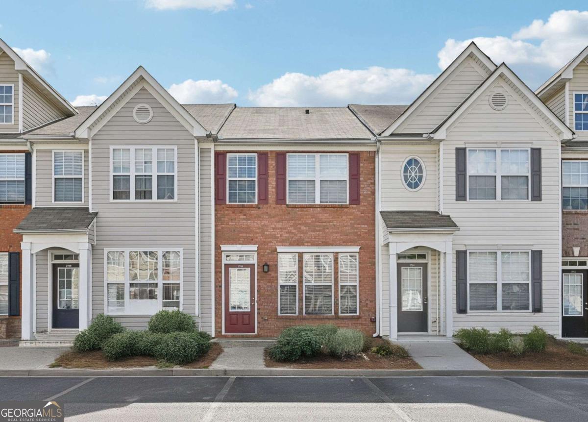 2706 Heathrow Drive Lawrenceville GA 30043