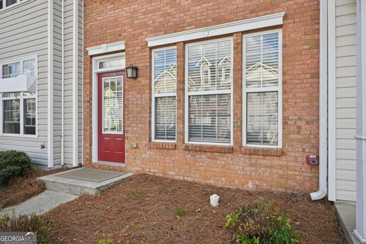 2706 Heathrow Drive Lawrenceville GA 30043